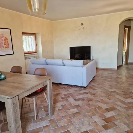Casa Dolce Casa Al Castello ポッツォレンゴ